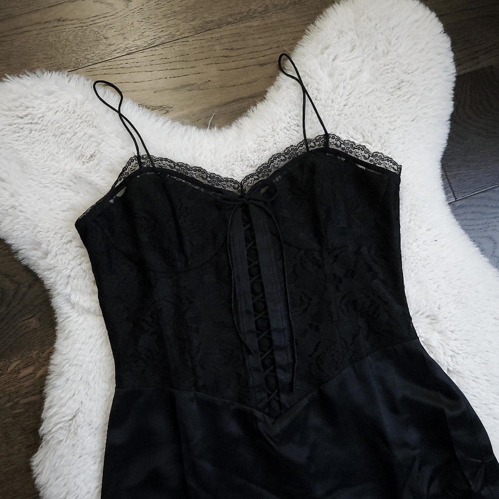 Reformation Peniel Wednesday Adam's Gothic Silk Midi Dress - Picture 4 of 16